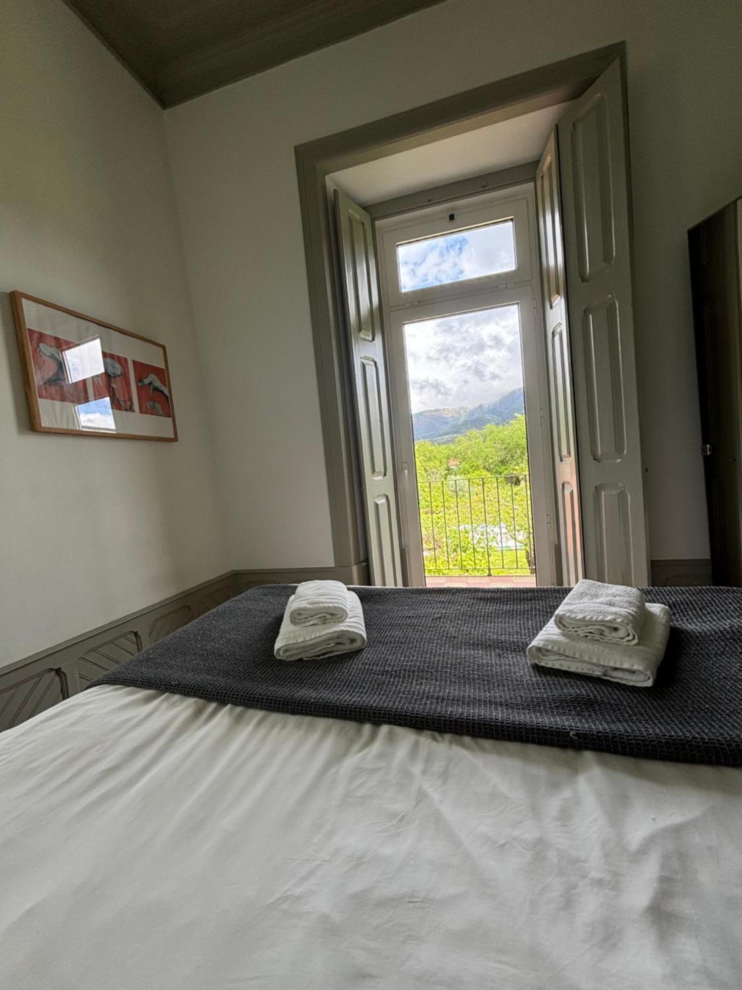 Casa Joya Bed & Breakfast Gois Bagian luar foto